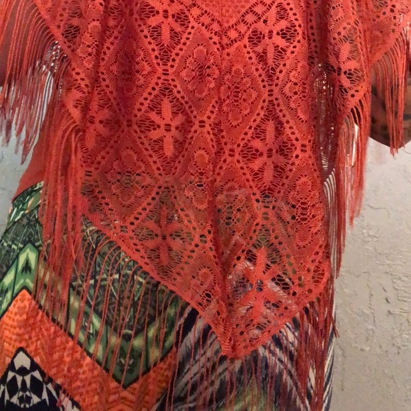 Fringe top - Picture 2 of 3